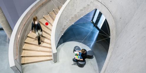 Unternehmensdarstellung resin